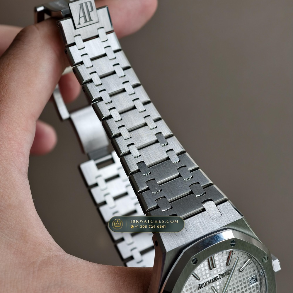 Audemars Piguet Royal Oak Selfwinding 41mm Custom Tapestry Dial 22K Gold Rotor Ref. 15510ST — Studio Gallery Plate IX in 904L Stainless Steel Custom Architecture (166.4g Verified Mass, Audemars Piguet Cal. 4302 - 70h Power Reserve)