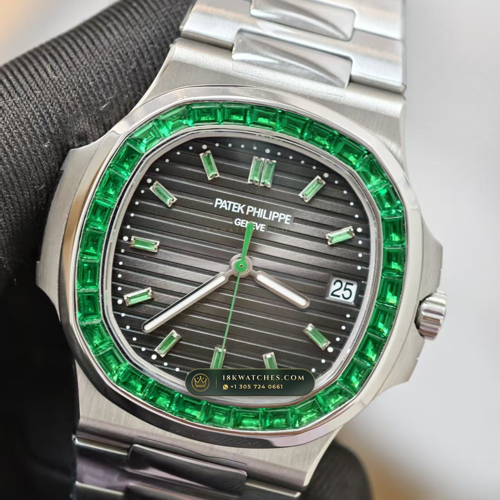 Patek Philippe Nautilus Self-Winding Baguette Emerald Bezel 950 Platinum 22K Gold Rotor Ref. 5711/113P-001 — Studio Gallery Plate VIII in 950 Platinum Pt950 (244.9g Verified Mass, Patek Philippe Cal. 26-330 S C / Cal. 324 S C - 21K Gold Rotor)