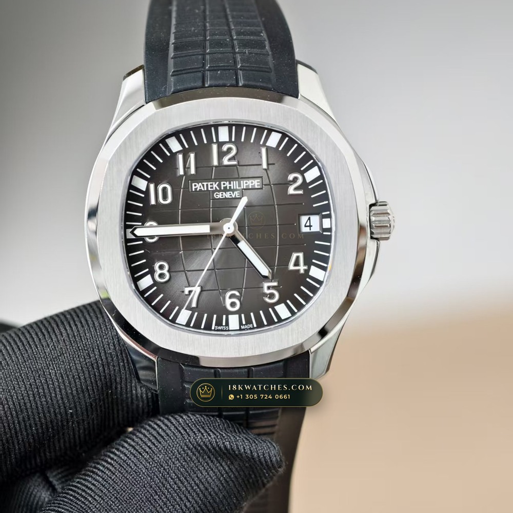Patek Philippe Aquanaut Extra-Large Self-Winding Monte-Carlo Showroom Spec Ref. 5167A