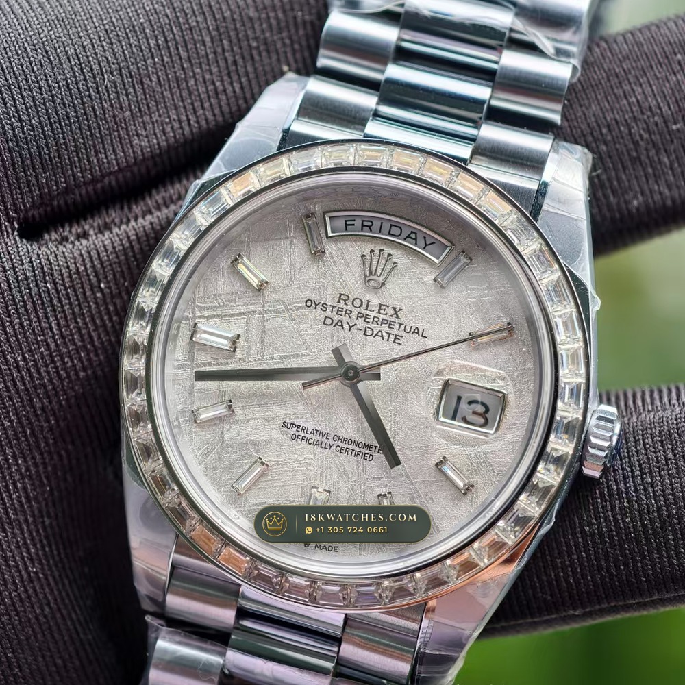 Rolex Day-Date 40 Gibeon Meteorite Dial 18K Everose Gold Ref. 228235 — Studio Gallery Plate III in 18K Rose Gold Au750 (210.9g Verified Mass, Rolex Manufacture Cal. 3255 - 70h Power Reserve)