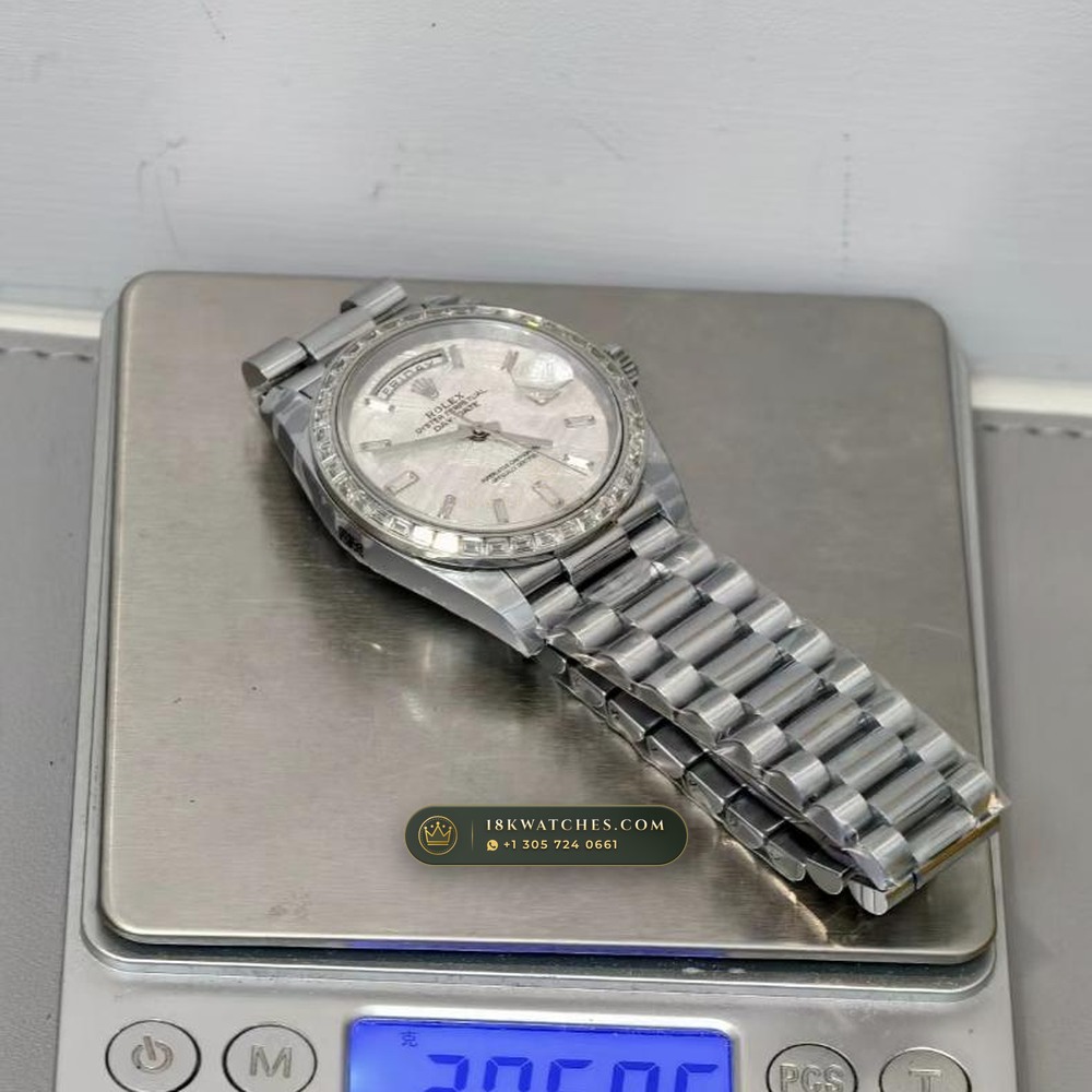 Rolex Day-Date 40 Gibeon Meteorite Dial 18K Everose Gold Ref. 228235 — Studio Gallery Plate IX in 18K Rose Gold Au750 (210.9g Verified Mass, Rolex Manufacture Cal. 3255 - 70h Power Reserve)