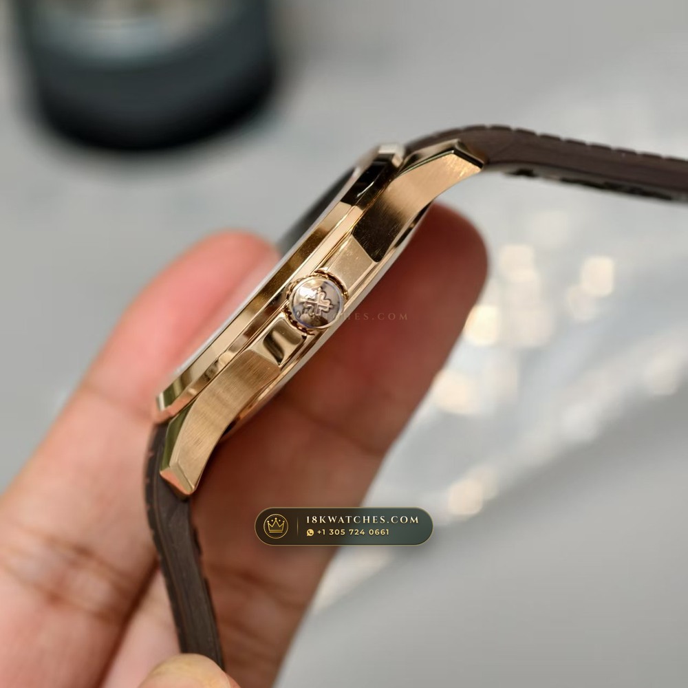 Patek Philippe Aquanaut Extra-Large Self-Winding 18K Rose Gold Monte-Carlo Showroom Spec Ref. 5167R — Studio Gallery Plate IV in 18K Rose Gold Au750 (108.1g Verified Mass, Patek Philippe Cal. 324 S C - 21K Gold Rotor)