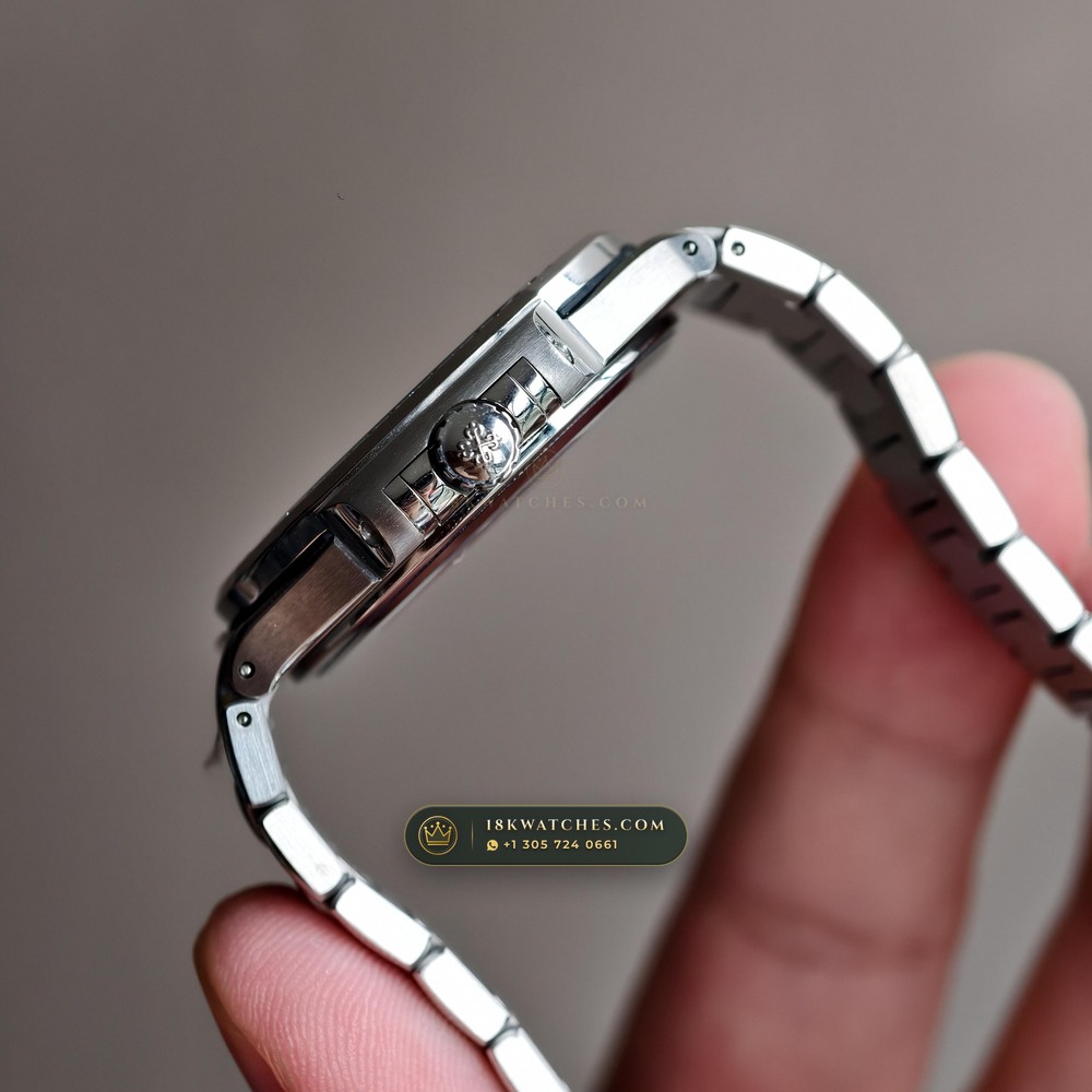 Patek Philippe Nautilus Ladies Automatic Diamond-Set Bezel Ref. 7118/1200A-011 — Studio Gallery Plate V in 904L Stainless Steel Custom Architecture (96.4g Verified Mass, Patek Philippe Cal. 324 S C - 21K Gold Rotor)