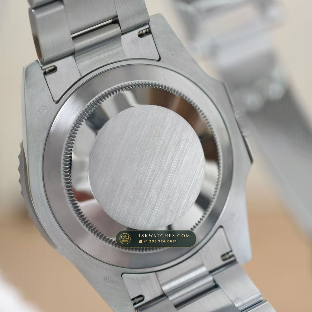 Rolex Submariner Date Graduated Royal Blue Sunburst Dial 18K White Gold Ref. 126619LB — Studio Gallery Plate VII in 18K White Gold Au750 (227.4g Verified Mass, Rolex Manufacture Cal. 3235 - 70h Power Reserve)