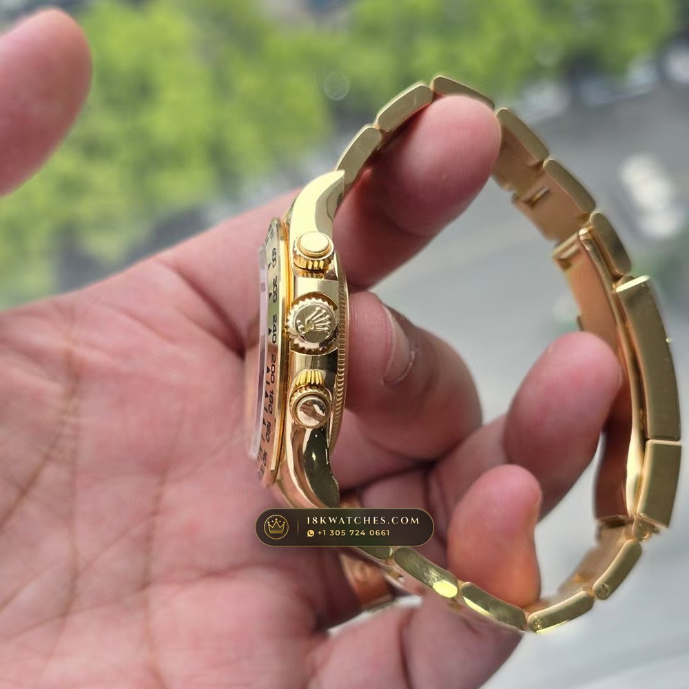 Rolex Cosmograph Daytona John Mayer Emerald Dial 18K Yellow Gold 5-Axis CNC Case Ref. 126508 — Studio Gallery Plate IV in 18K Yellow Gold Au750 (216.2g Verified Mass, Rolex Manufacture Cal. 4131 - 72h Power Reserve)