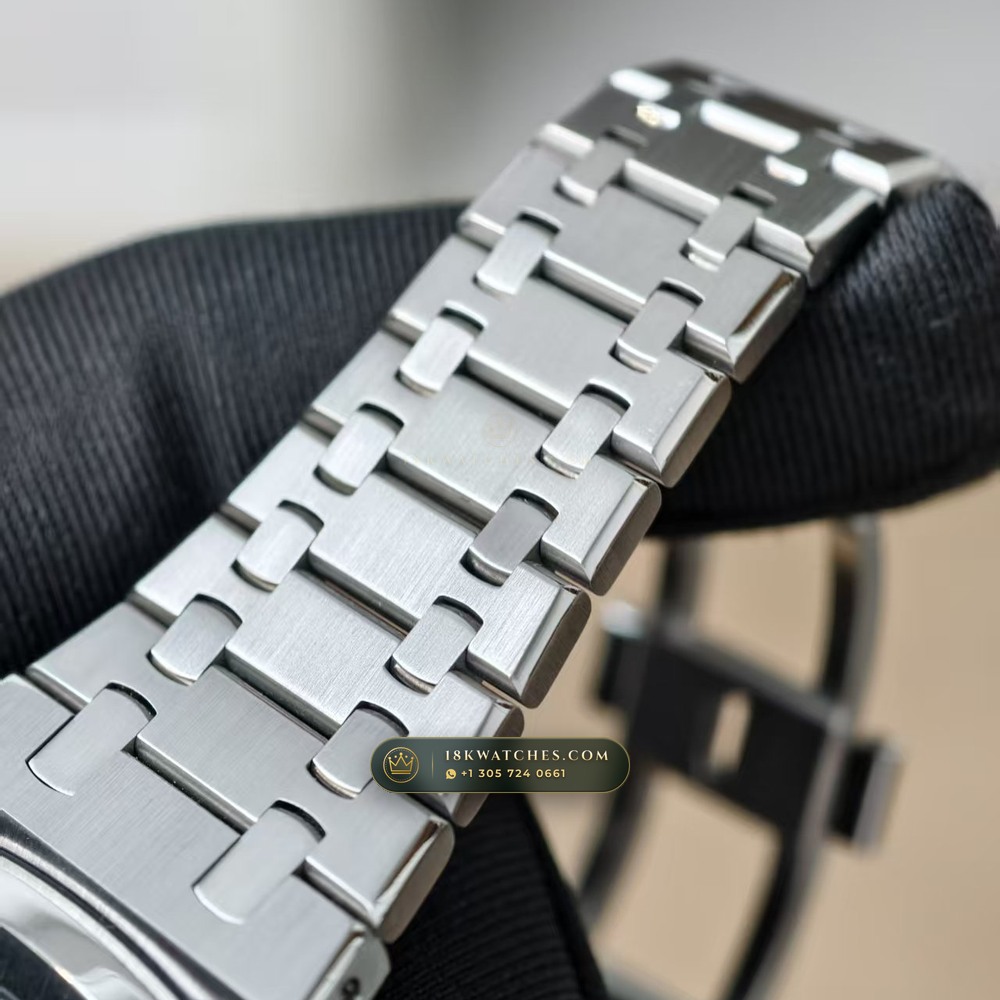 Audemars Piguet Royal Oak Selfwinding 41mm Authentic OEM Dial Deep Crystal Optics Ref. 15400ST — Studio Gallery Plate IV in 904L Stainless Steel Custom Architecture (166.8g Verified Mass, Audemars Piguet Cal. 3120 - 22K Gold Rotor)