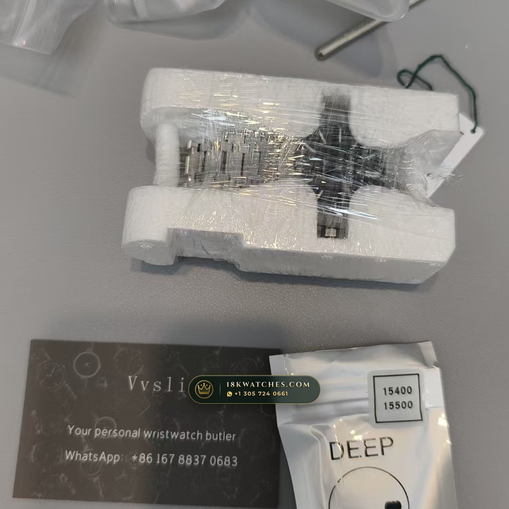 Audemars Piguet Royal Oak Selfwinding 41mm Authentic OEM Dial Deep Crystal Optics Ref. 15400ST — Studio Gallery Plate IX in 904L Stainless Steel Custom Architecture (166.8g Verified Mass, Audemars Piguet Cal. 3120 - 22K Gold Rotor)