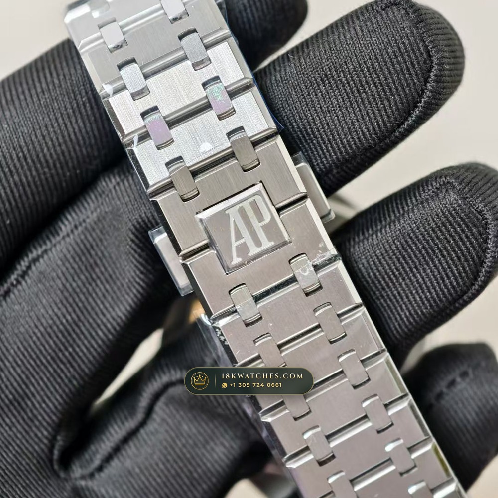 Audemars Piguet Royal Oak Selfwinding 41mm Hand-Chamfered Bevel Spec Ref. 15500ST — Studio Gallery Plate VIII in 904L Stainless Steel Custom Architecture (166.6g Verified Mass, Audemars Piguet Cal. 4302 - 70h Power Reserve)
