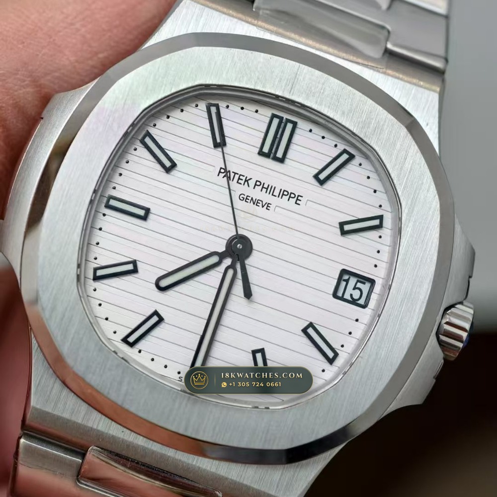 Patek Philippe Nautilus Self-Winding Monte-Carlo Showroom Spec Ref. 5711A — Studio Gallery Plate III in 904L Stainless Steel Custom Architecture (115.0g Verified Mass, Patek Philippe Cal. 26-330 S C / Cal. 324 S C - 21K Gold Rotor)
