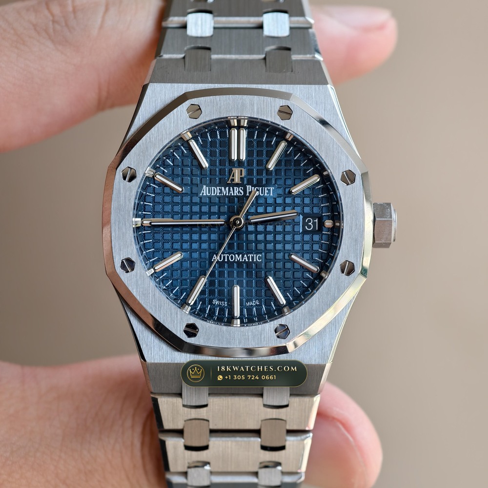 Audemars Piguet Royal Oak Selfwinding 37mm Ref. 15450ST