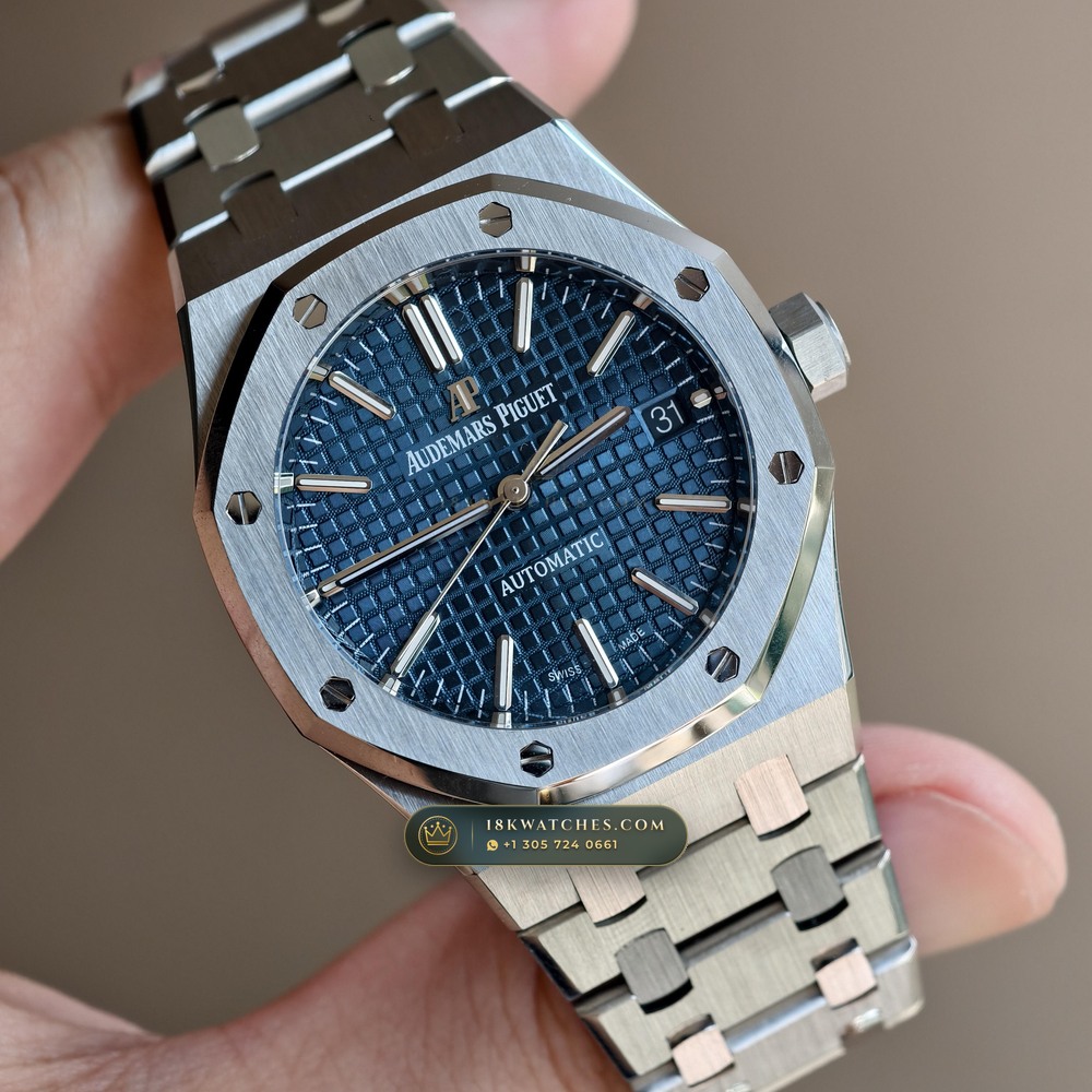 Audemars Piguet Royal Oak Selfwinding 37mm Ref. 15450ST — Studio Gallery Plate II in 904L Stainless Steel Custom Architecture (132.7g Verified Mass, Audemars Piguet Cal. 3120 / Cal. 5900)