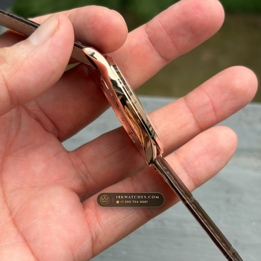 Jaeger-LeCoultre Master Ultra Thin Small Seconds 39mm Cal. 896 Ref. Q1358420 — Studio Gallery Plate V in 904L Stainless Steel Custom Architecture (68.6g Verified Mass, Jaeger-LeCoultre Manufacture Cal. 925 / Cal. 899)