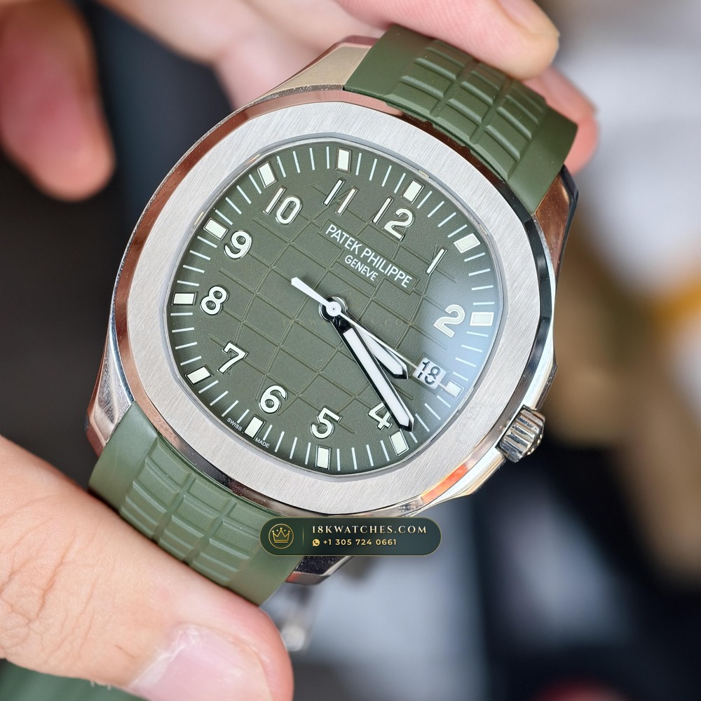 Patek Philippe Aquanaut Jumbo 42.2mm 18K White Gold Ref. 5168G — Studio Gallery Plate III in 18K White Gold Au750 (120.6g Verified Mass, Patek Philippe Cal. 324 S C - 21K Gold Rotor)