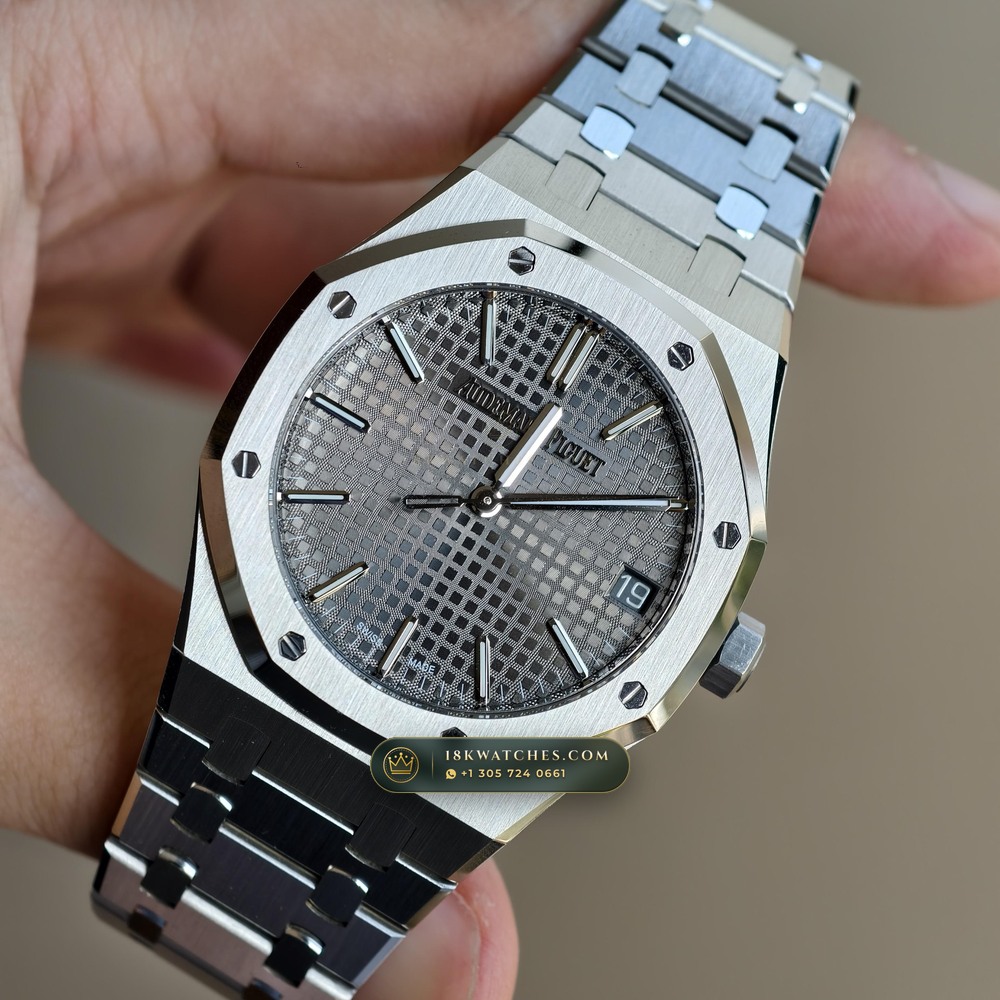 Audemars Piguet Royal Oak Selfwinding 41mm Custom Tapestry Dial Deep Crystal Optics Ref. 15510ST — Studio Gallery Plate III in 904L Stainless Steel Custom Architecture (166.4g Verified Mass, Audemars Piguet Cal. 4302 - 70h Power Reserve)
