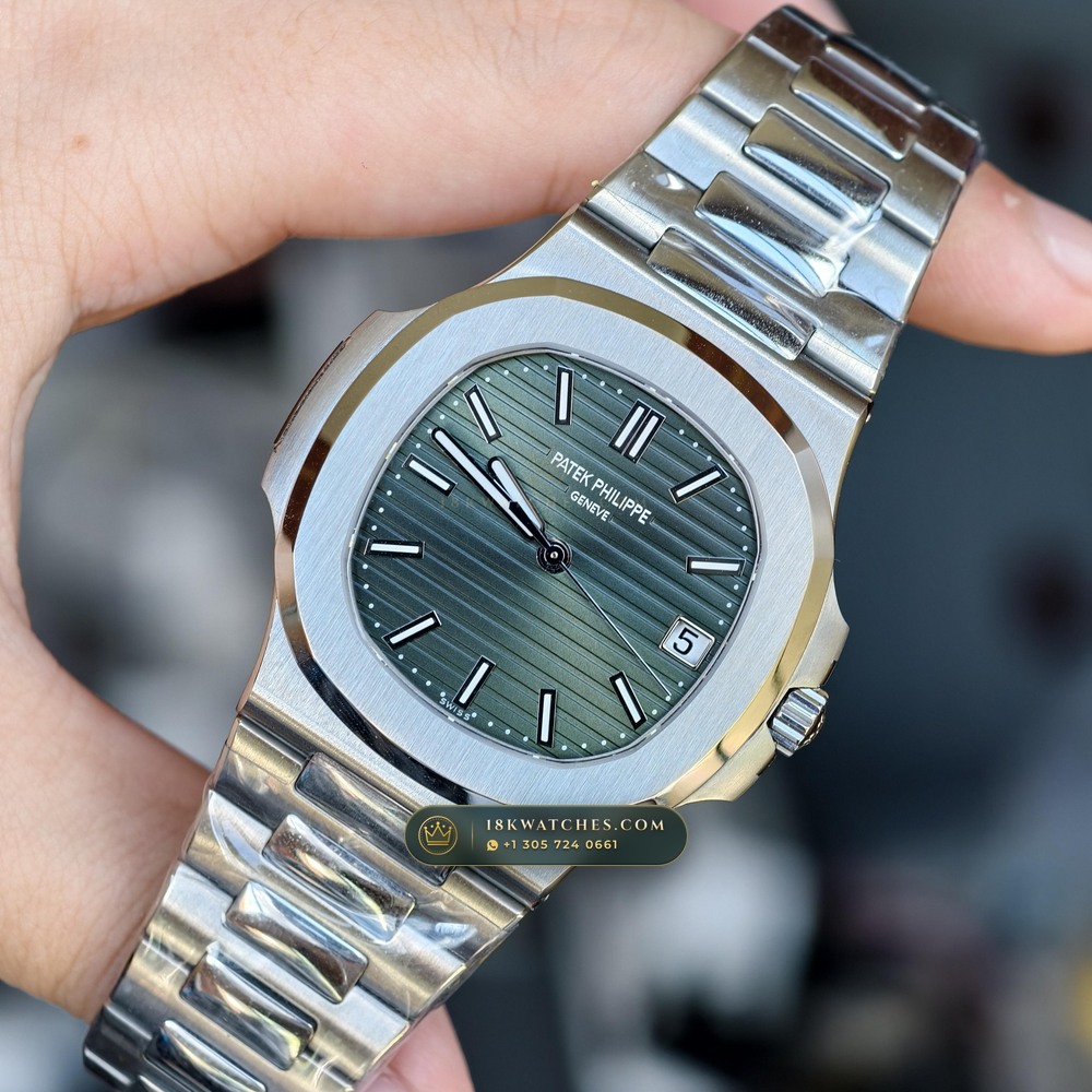Patek Philippe Nautilus Self-Winding 22K Gold Rotor 5-Axis CNC Case Ref. 5711/1A-014 — Studio Gallery Plate III in 904L Stainless Steel Custom Architecture (115.2g Verified Mass, Patek Philippe Cal. 26-330 S C / Cal. 324 S C - 21K Gold Rotor)