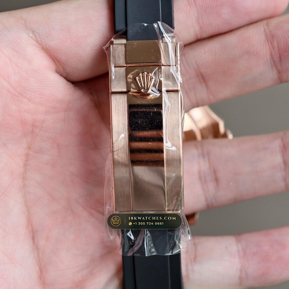 Rolex Yacht-Master 40 18K Everose Gold Ref. 126655 — Studio Gallery Plate VII in 18K Rose Gold Au750 (153.1g Verified Mass, Rolex Manufacture Cal. 3235 - 70h Power Reserve)